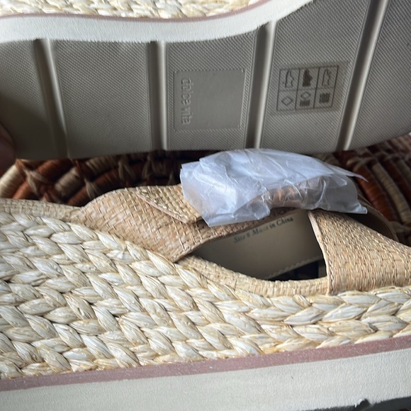 NWT sz 8 Dolce Vita Liesel Wedges - Picture 6 of 8